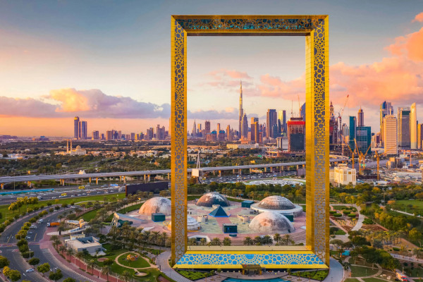 PARAMOUNT TOWER HOTEL & RESIDENCES 23